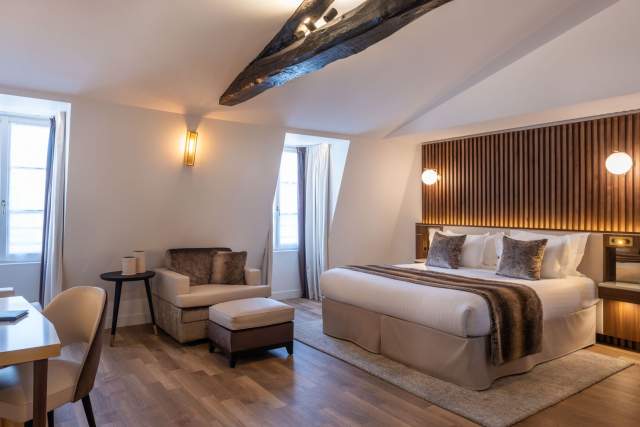 Hotel de 4 estrellas Campos Elíseos París · Hotel Lord Byron