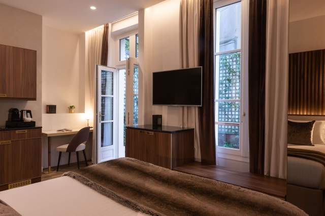 Hotel de 4 estrellas Campos Elíseos París · Hotel Lord Byron