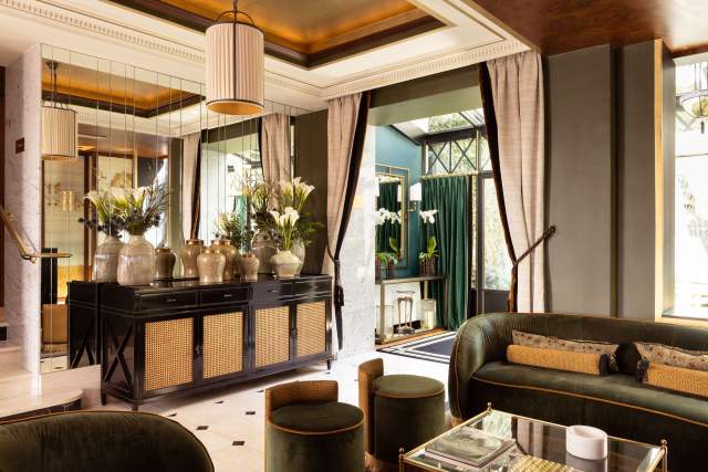 Hôtel 4 étoiles Champs Elysées Paris · Hôtel Lord Byron