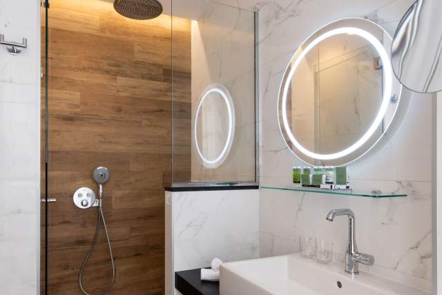 Hotel de 4 estrellas Campos Elíseos París · Hotel Lord Byron